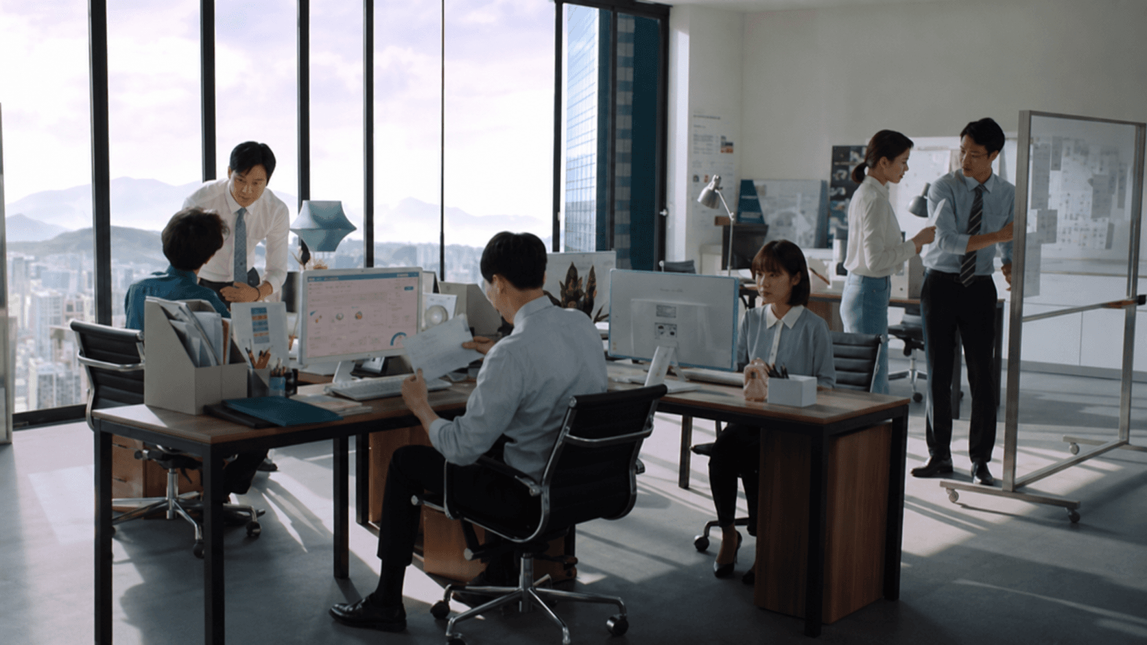 Certified Zoho Service Partner in Dubai workspace